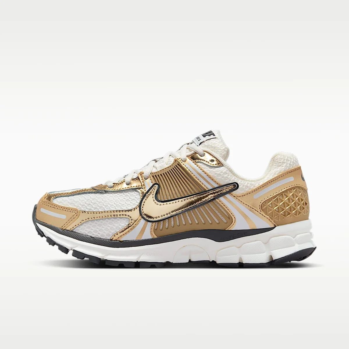 Vomero 5 Metallic Gold