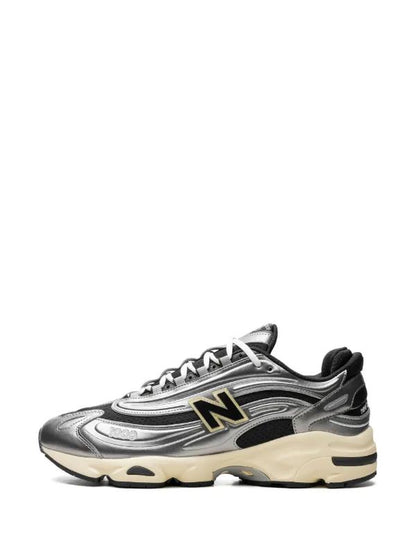 NB 1000 “Silver Metallic”
